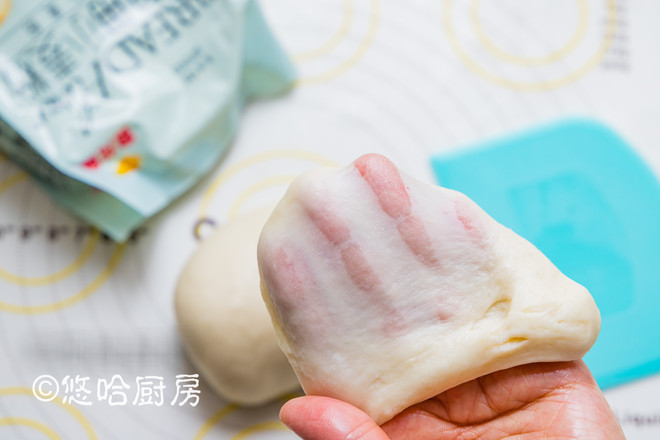 Meringue Moon Cakes recipe