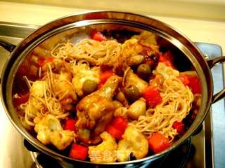 Spicy and Delicious "spanish Pot Noodle" recipe