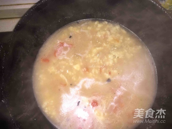 Instant Noodles Mixed with Soup recipe