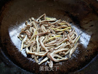 Fried Pork Belly with Onions recipe