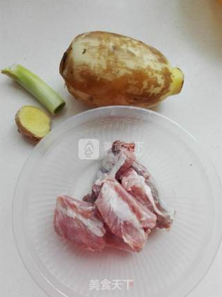 Lotus Root Pork Ribs Soup recipe