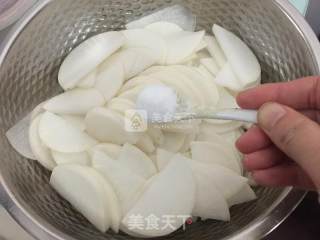 Pickled Radish Slices recipe