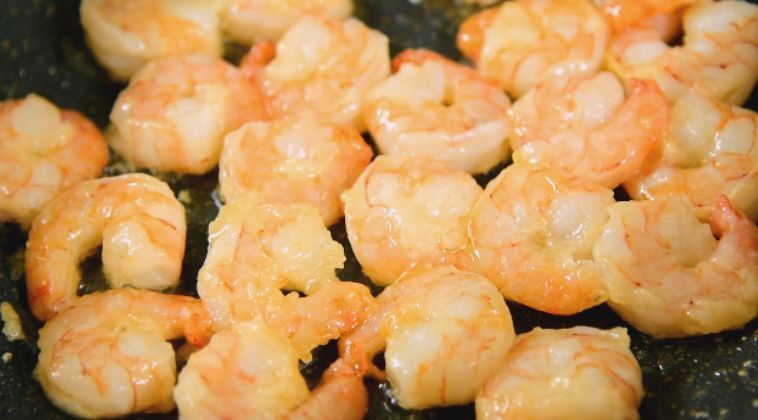 Stir-fried Shrimp with Asparagus recipe