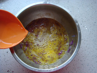 Scrambled Eggs with Purple Cabbage recipe