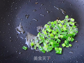 Hand-rolled Noodles with Spinach and Egg recipe