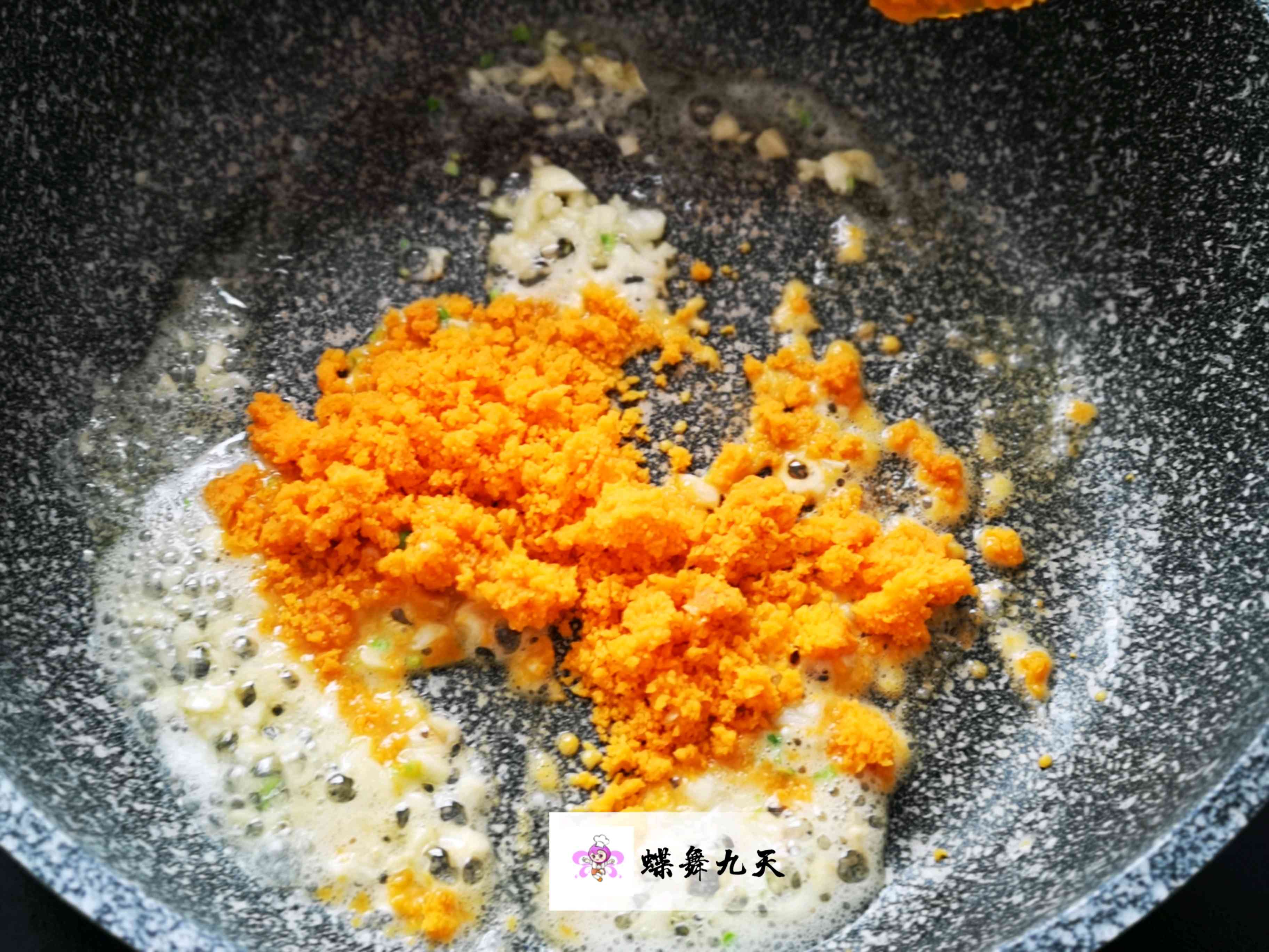 The Easiest Way to Consume Salted Egg Yolk, Golden Sand Toast recipe