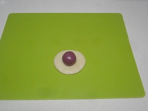 Egg Yolk Pastry~purple Sweet Potato, Matcha, Original Flavor~flower and Full Moon, Happy Mid-autumn Festival~the Method of Making Six-color Egg Yolk Pastry at Once is Included~ recipe