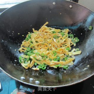 Scrambled Eggs with Chili recipe