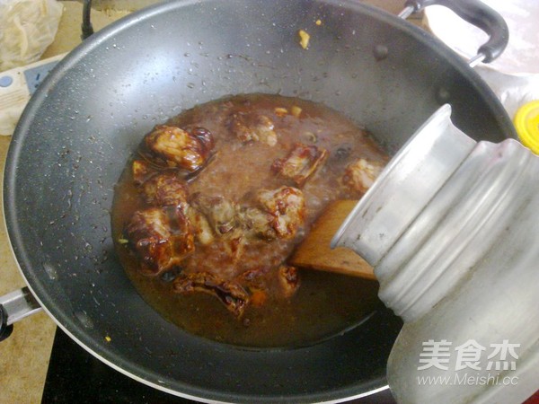Braised Pork Ribs in Sauce recipe