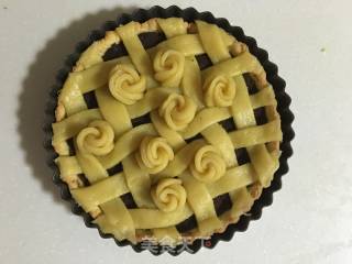 #四节baking Contest Cum is Love to Eat Festival#rose Flower Bean Paste Pie recipe