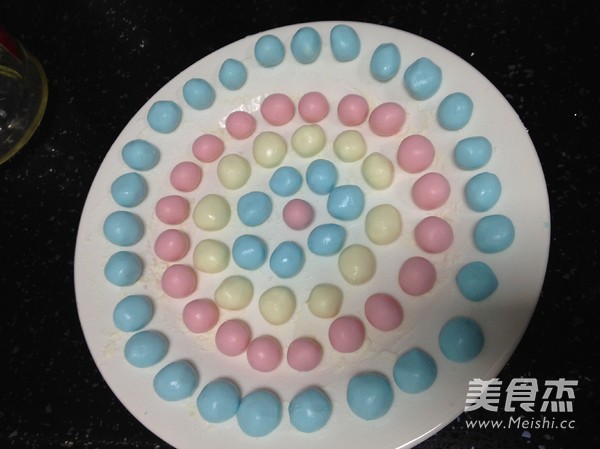 Colorful Glutinous Rice Balls recipe