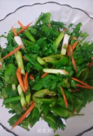 Scallions Mixed with Chili recipe