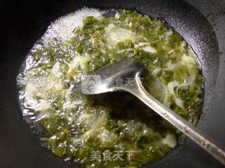 Pickled Vegetable Clam Soup with Bamboo Shoots recipe