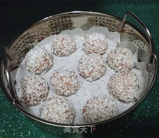 Lotus Root Pork Pearl Ball recipe