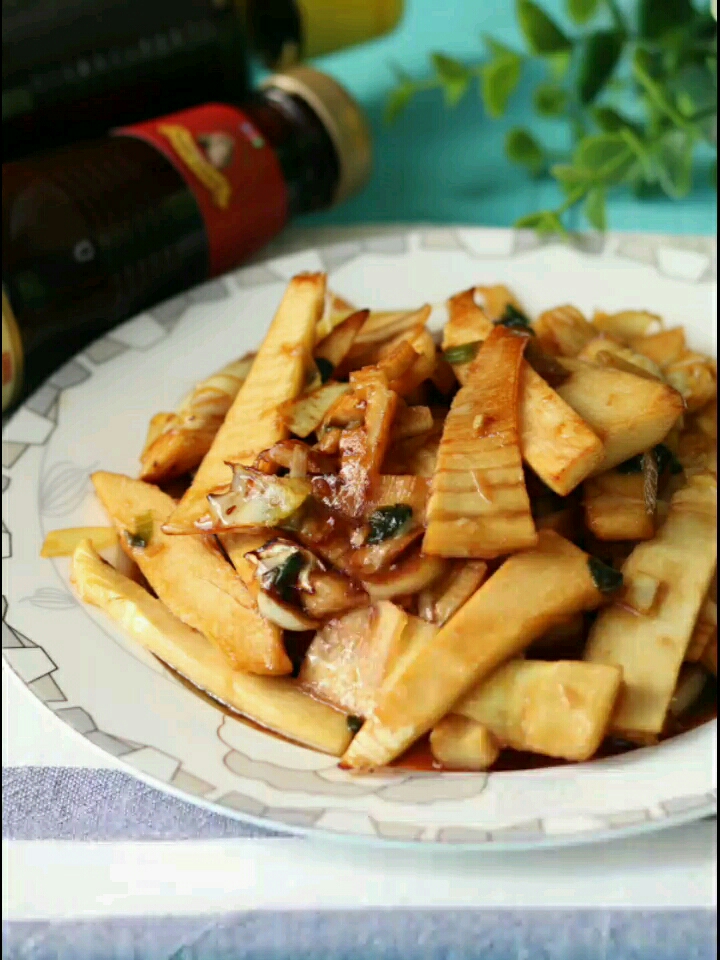 Braised Bamboo Shoots in Oil recipe