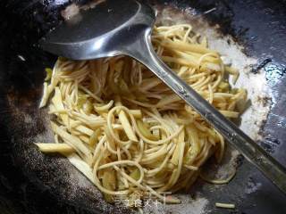 Fried Noodles with Mustard and Rice Noodles recipe