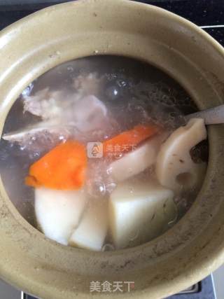 Lotus Root Carrot and Yam Soup recipe