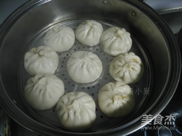 Shepherd's Purse and Pork Buns recipe