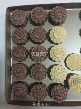 #柏翠大赛# Chocolate Coconut Cranberry Mooncake recipe