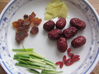 Steamed Turtle with Dates and Longan-----soothe The Nerves, Nourish The Heart and Nourish The Spleen recipe