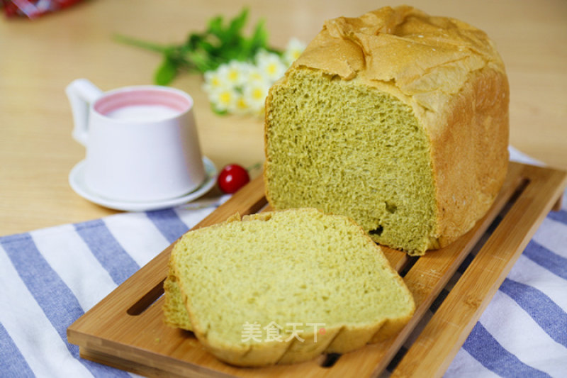 How to Make Honey Matcha Bread recipe