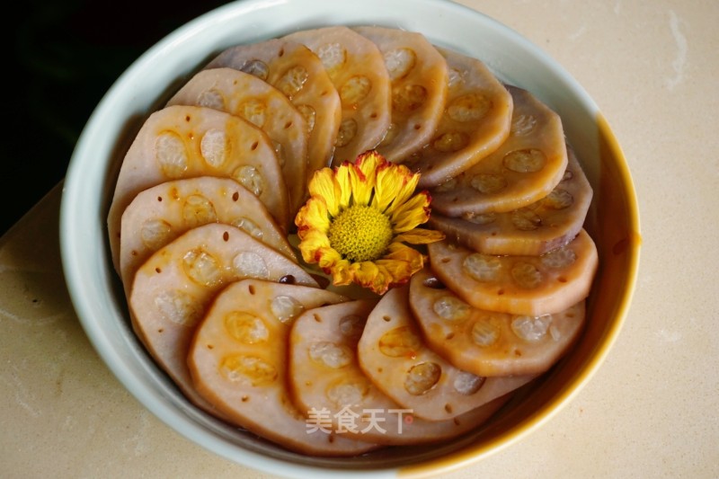 Brown Sugar Glutinous Rice Lotus Root recipe