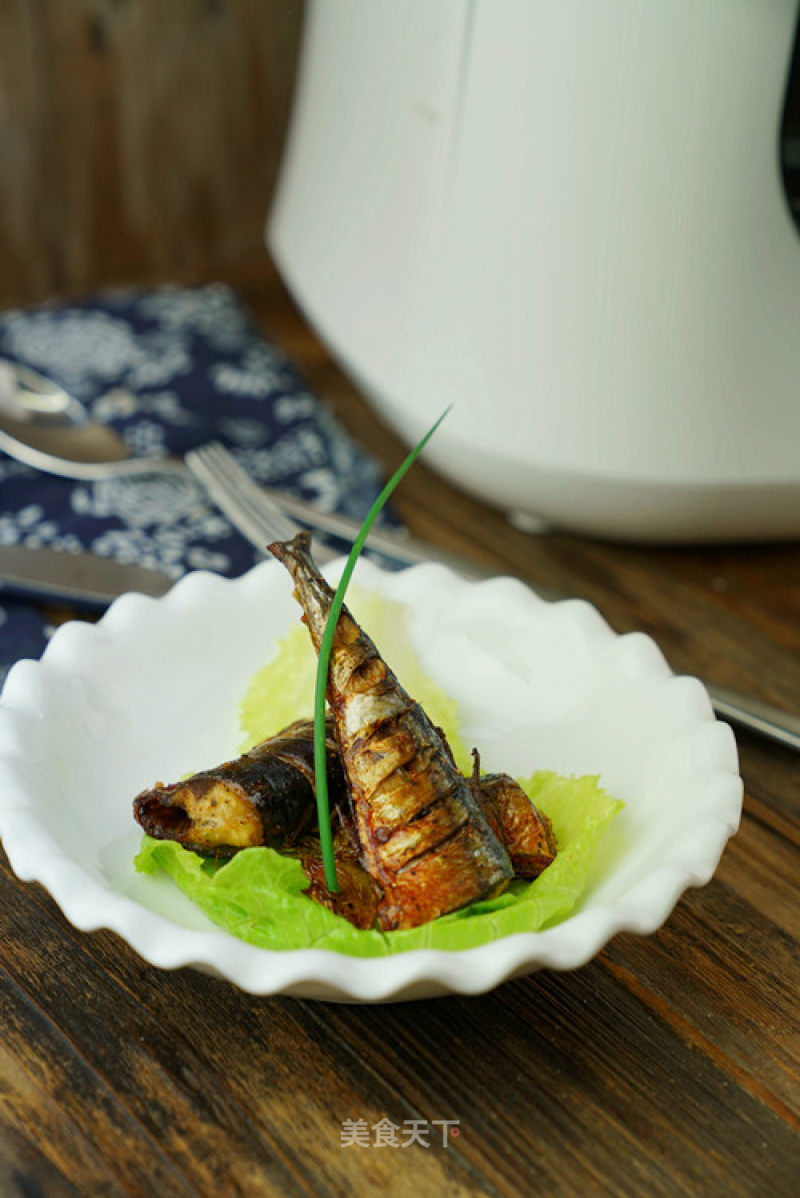 Empty Fried Pan Version Sauce-flavored Saury recipe