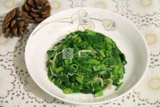 Dried Whitebait with Spinach recipe