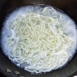 Garlic Lard Noodles recipe