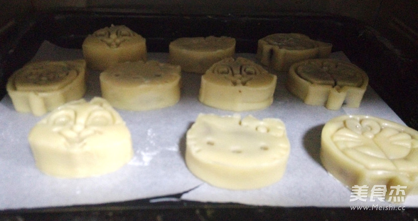 Cartoon Bean Paste Mooncake recipe