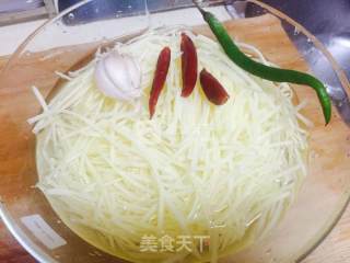 Hot and Sour Potato Shreds recipe