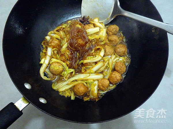 Stewed Vermicelli with Cabbage Balls recipe
