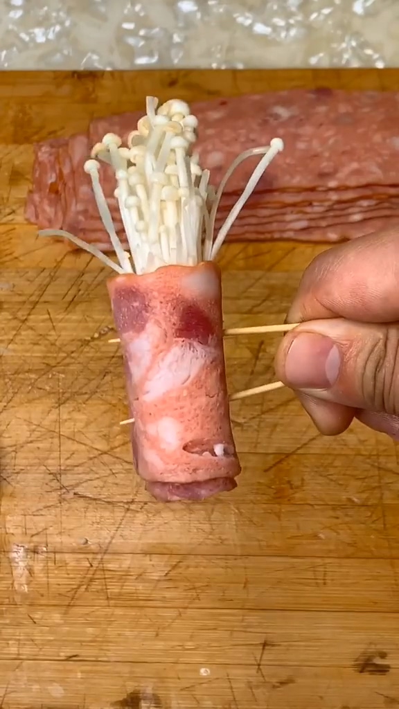 Bacon Enoki Mushroom recipe