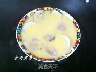 Steamed Eggs with Clams recipe