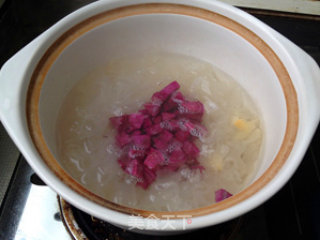 Purple Sweet Potato and Tremella Soup recipe