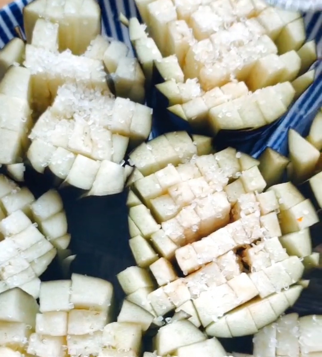 Chrysanthemum Eggplant recipe