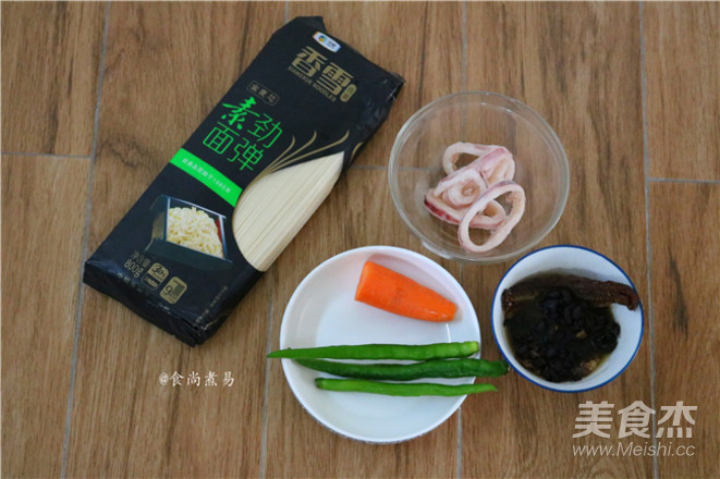 Noodles with Dace and Dace in Chili Bean Sauce recipe