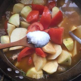 Stewed Potatoes with Tomato Sirloin recipe