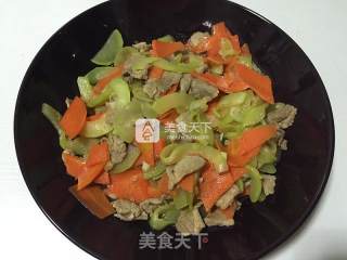 Nutrition and Health Zucchini and Carrot Fried Pork recipe