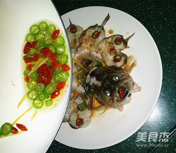 Every Year There is Fish-steamed Sea Bass recipe