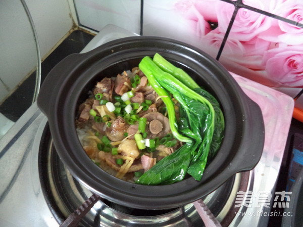 Cured Duck Claypot Rice recipe