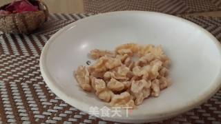 Healthy Small Fried Bitter Gourd Peach Kernel Fungus recipe