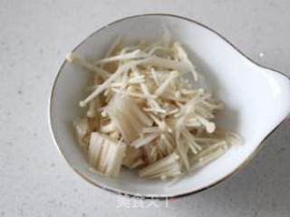 Hot and Sour Sausage Soup recipe