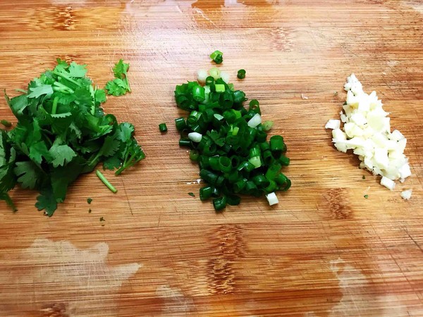 Fried Cold Noodles with Garlic Sauce recipe