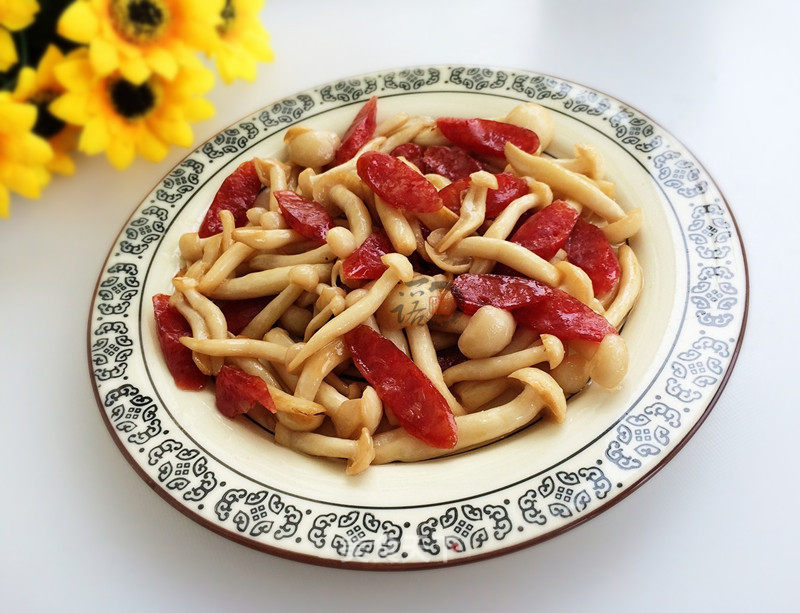 Stir-fried Sausage with White Mushroom recipe