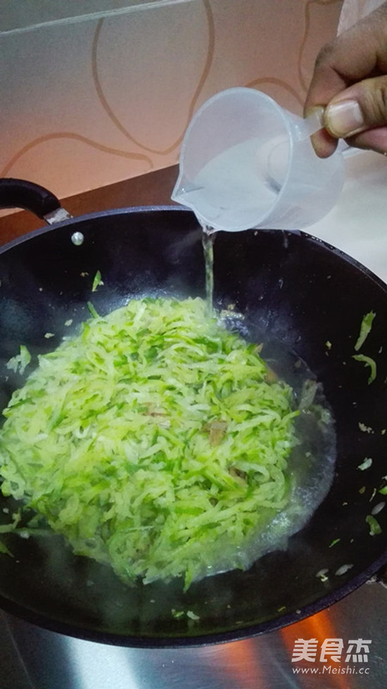 Shredded Radish Stewed Shrimp recipe
