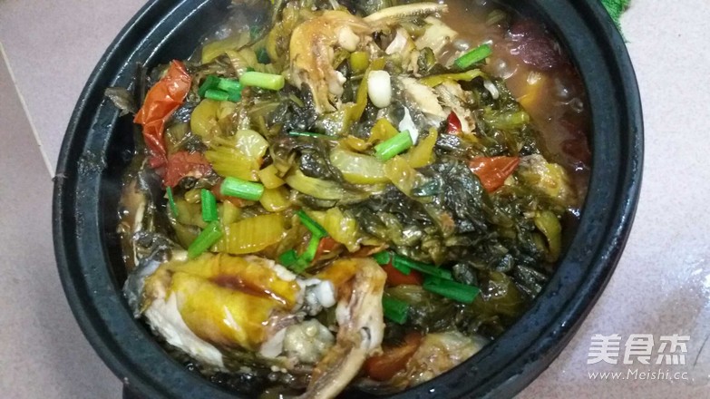 Braised Sauerkraut with Yellow Bone Fish recipe