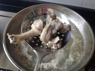Stewed Duck Soup with Cordyceps Flower and Radish recipe
