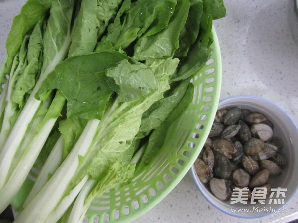 Cabbage Clam Soup recipe