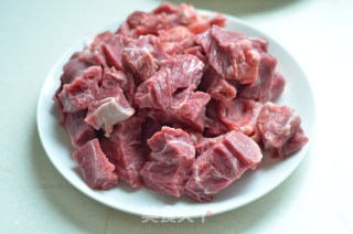 Combination of Chinese and Western Hot Pot --- Herbal Red Wine Beef Hot Pot recipe